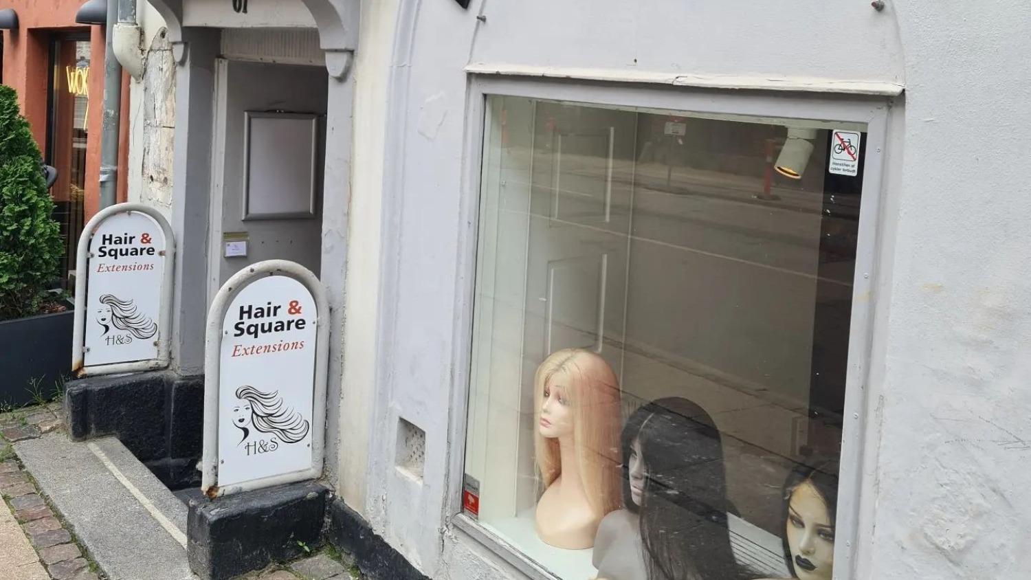 Hair & Square Extension