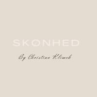 Skønhed by Christina Klimek