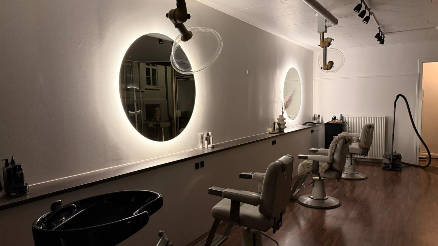 BACKSTAGE STUDIO